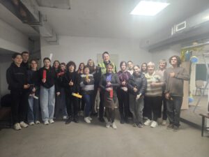 «Засвітись у темряві»